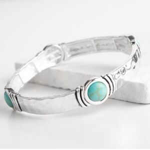 NEW Plunder Designs Silvertone Stretch and Turquoise Bracelet